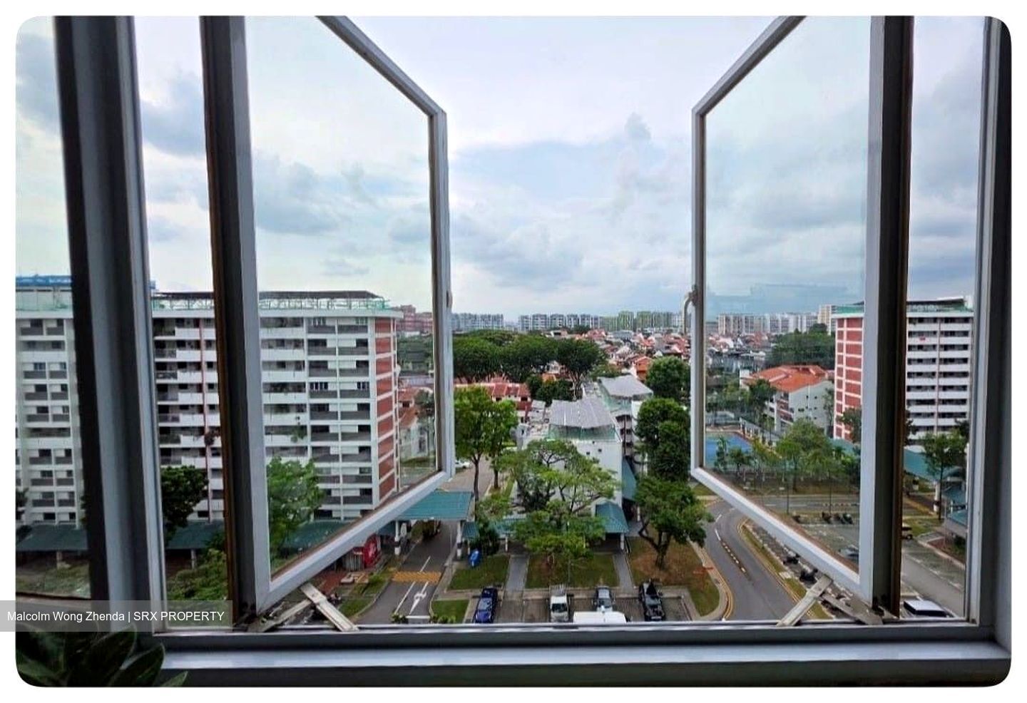 Hougang Avenue 1 (Hougang),  #527902591